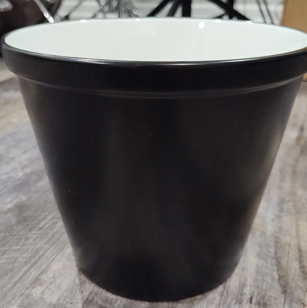 RARE Warner Brothers Friends Series Licensed Ceramic Popcorn Bucket Bowl
